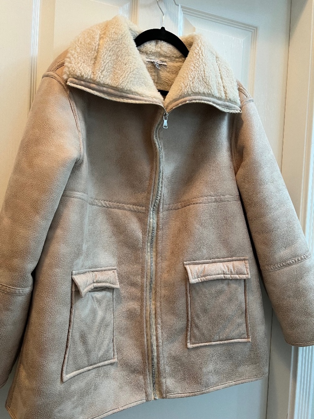 New never worn faux suede xl coat